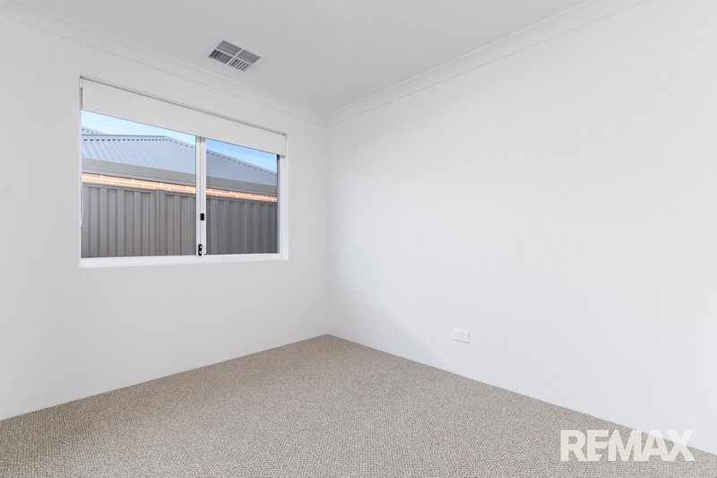 Photo - 40 Affinity Circuit, Yanchep WA 6035 - Image 12