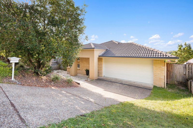 40 Aldgate Crescent, Pacific Pines QLD 4211