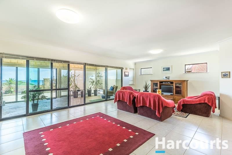 Photo - 40 Alexis Circle, Wannanup WA 6210 - Image 16