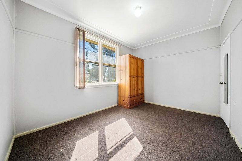 Photo - 40 Allen Road, Blacktown NSW 2148 - Image 5