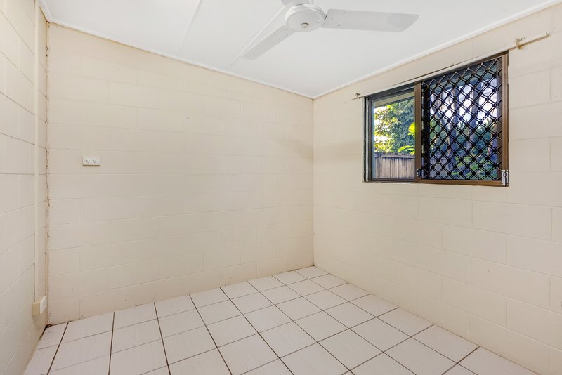 Photo - 40 Anderson Road, Woree QLD 4868 - Image 8