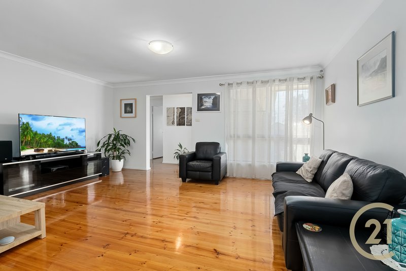 Photo - 40 Araluen Avenue, Moorebank NSW 2170 - Image 2