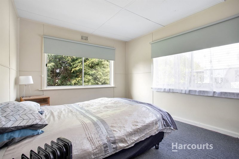 Photo - 40 Ashwater Crescent, Penguin TAS 7316 - Image 4