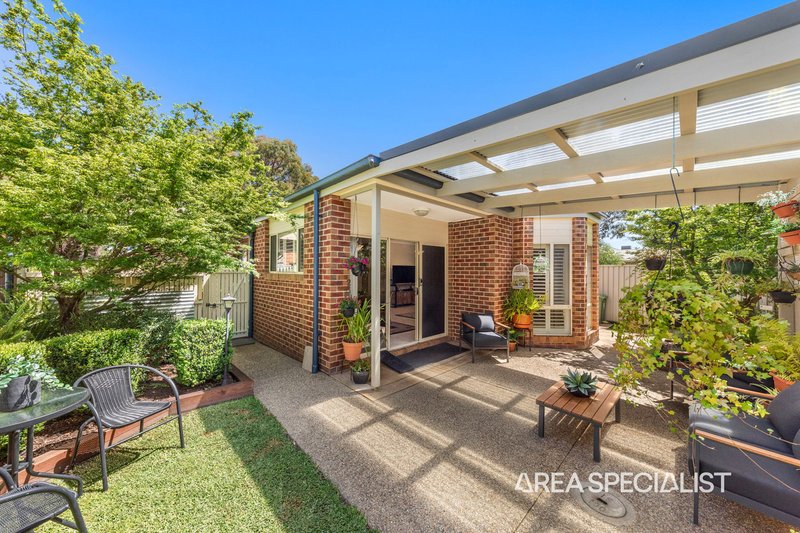 Photo - 40 Ashwood Grove, Pakenham VIC 3810 - Image 3