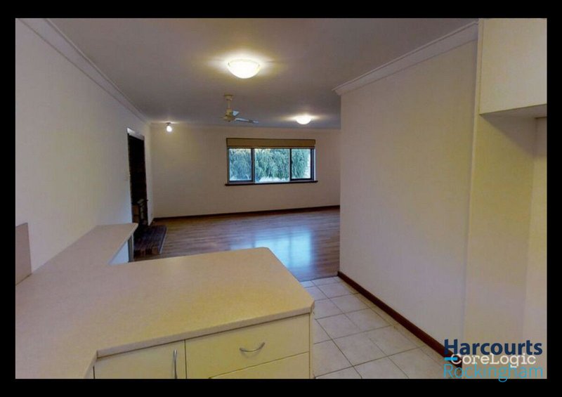 Photo - 40 Axminster Street, Warnbro WA 6169 - Image 5