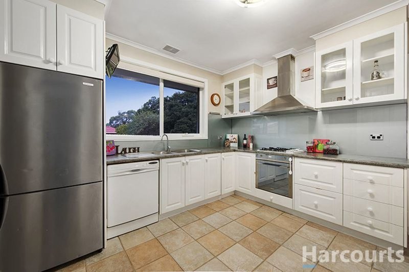 Photo - 40 Ballantyne Street, Burwood East VIC 3151 - Image 4