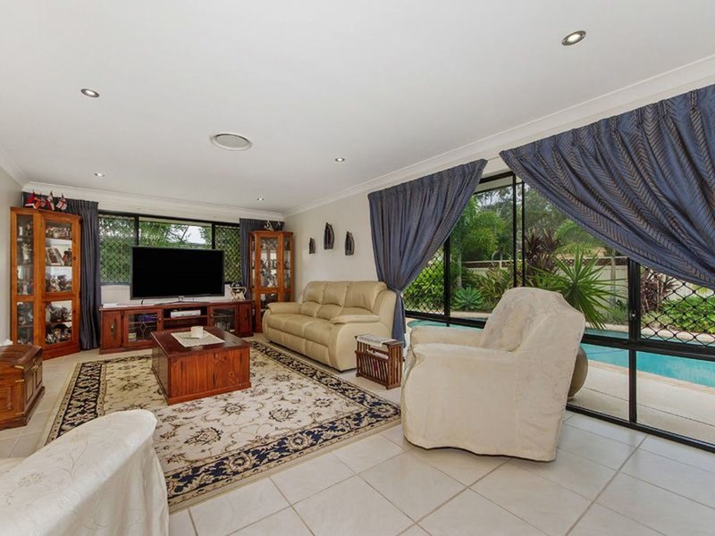 Photo - 40 Balmain St , Varsity Lakes QLD 4227 - Image 5