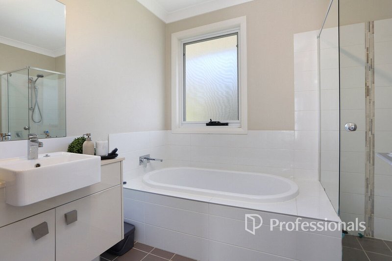 Photo - 40 Bara Way, Rouse Hill NSW 2155 - Image 7