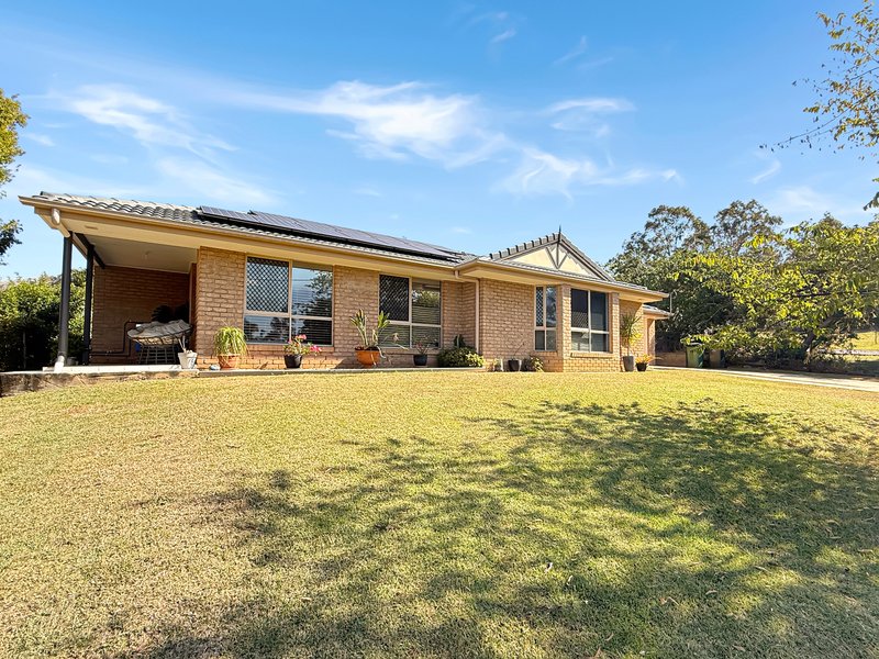 40 Barbour Street, Esk QLD 4312