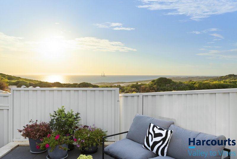 Photo - 40 Barquentine Avenue, Jindalee WA 6036 - Image 4