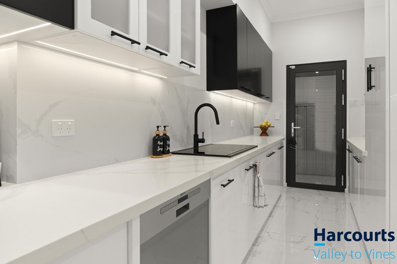 Photo - 40 Barquentine Avenue, Jindalee WA 6036 - Image 10