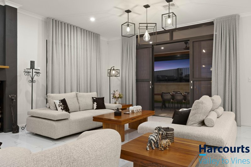 Photo - 40 Barquentine Avenue, Jindalee WA 6036 - Image 16