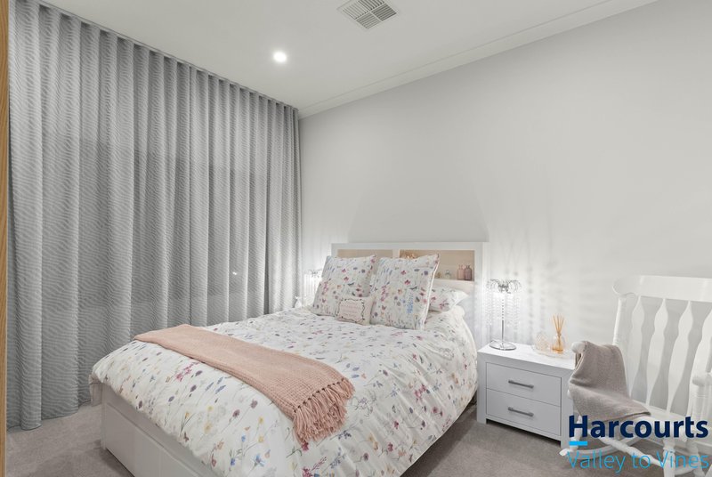 Photo - 40 Barquentine Avenue, Jindalee WA 6036 - Image 23