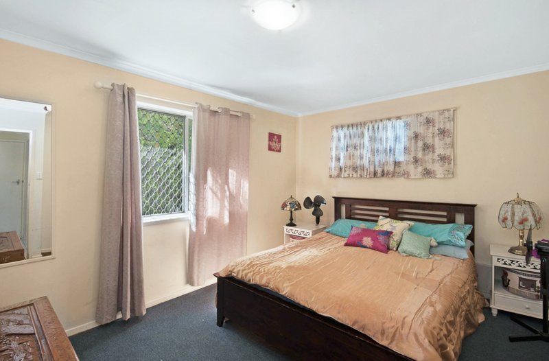 Photo - 40 Beaufort Place, Deception Bay QLD 4508 - Image 4