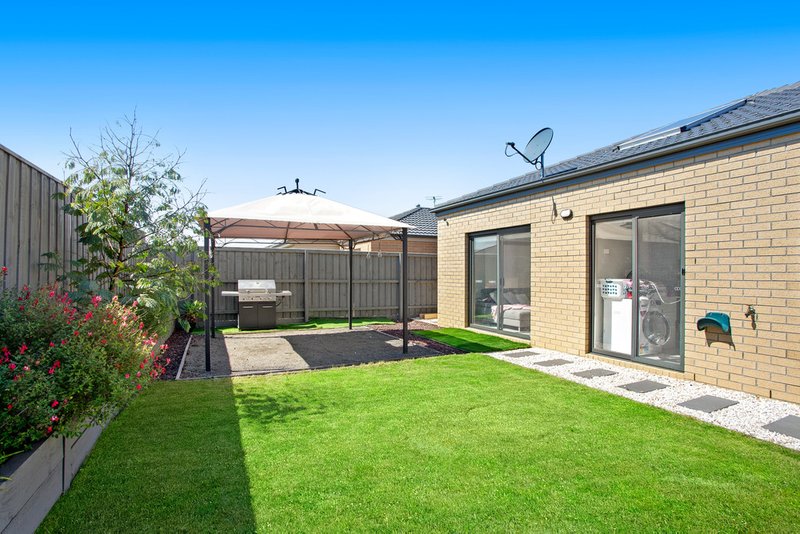 Photo - 40 Bedstraw Street, Mernda VIC 3754 - Image 12