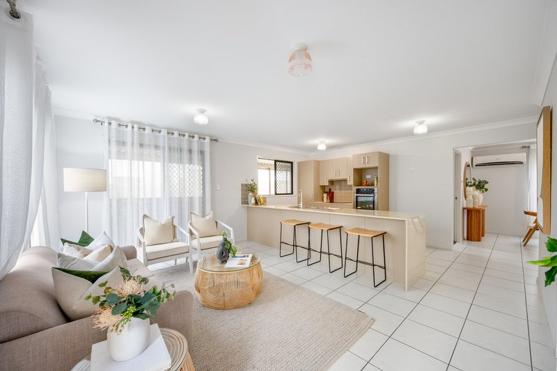 Photo - 40 Beerwah Street, Deagon QLD 4017 - Image 2