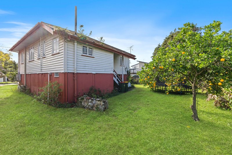 Photo - 40 Belvedere Street, Clontarf QLD 4019 - Image 6