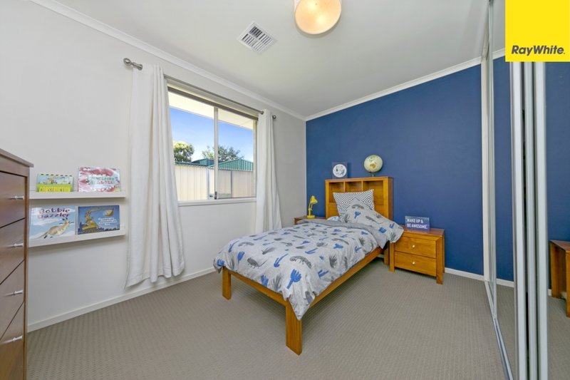 Photo - 40 Bentley Road, Blakeview SA 5114 - Image 11