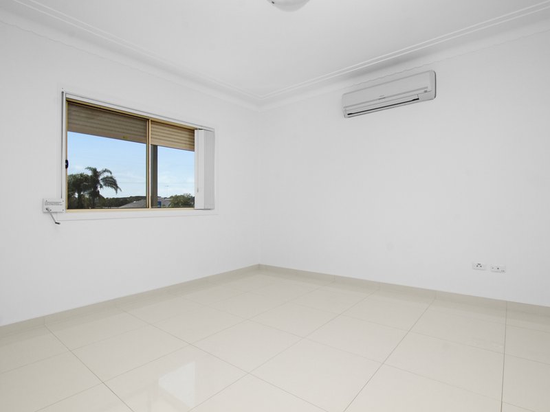 Photo - 40 Berkeley Street, South Wentworthville NSW 2145 - Image 3