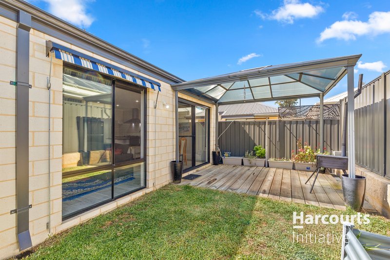 Photo - 40 Berryana Loop, Girrawheen WA 6064 - Image 16