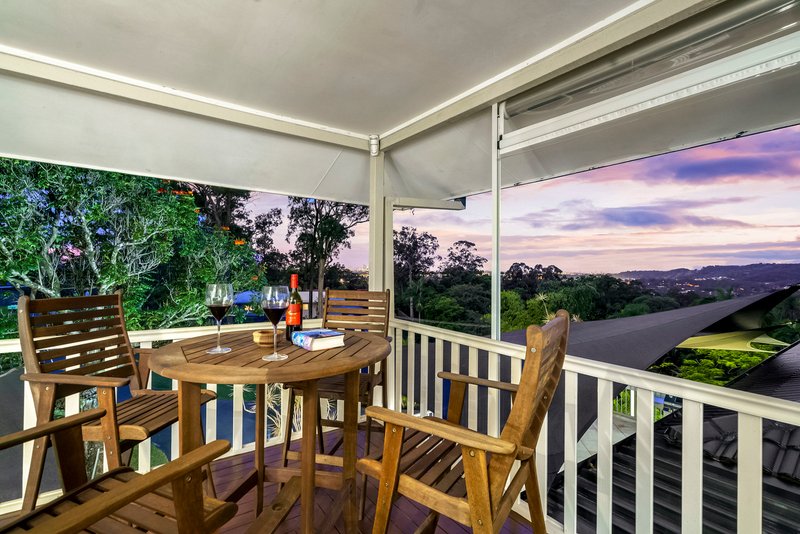 Photo - 40 Bertana Drive, Mudgeeraba QLD 4213 - Image 9