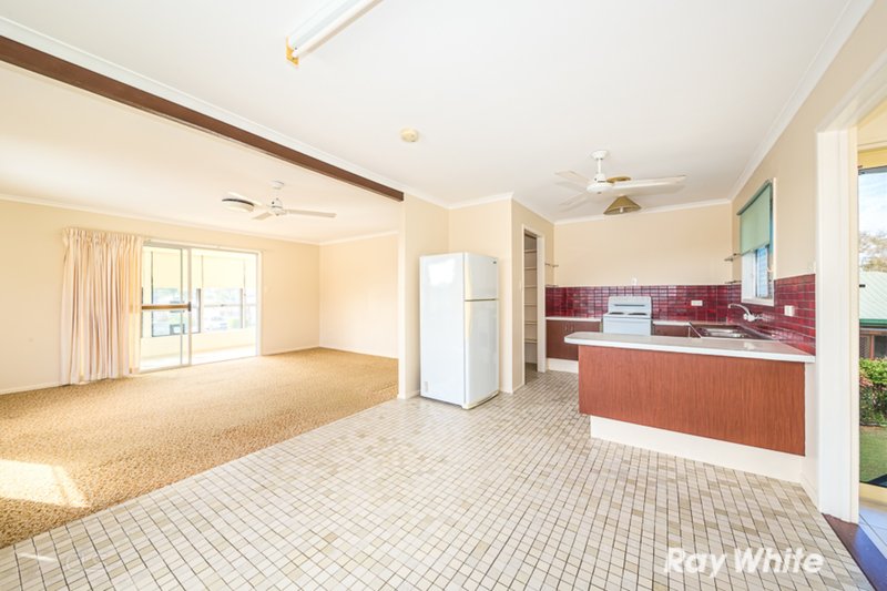 Photo - 40 Bestman Avenue, Bongaree QLD 4507 - Image 2