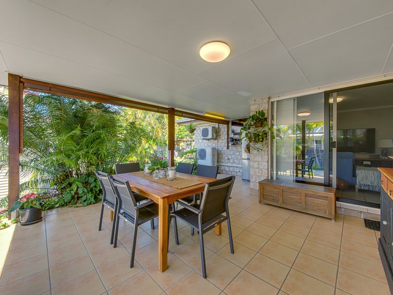 Photo - 40 Bevington Street, Tannum Sands QLD 4680 - Image 13