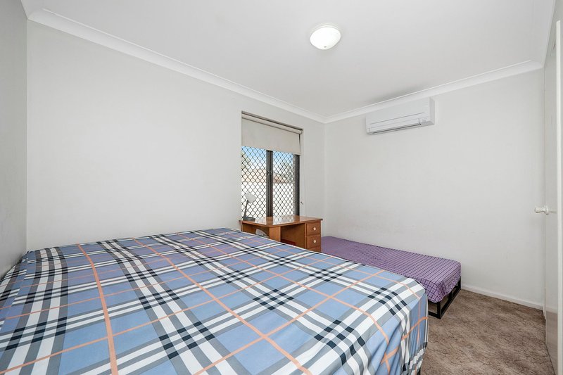 Photo - 40 Blenny Close, Cannington WA 6107 - Image 11