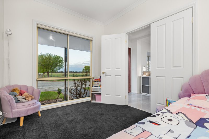 Photo - 40 Bloomfield Lane, Cardinia VIC 3978 - Image 16