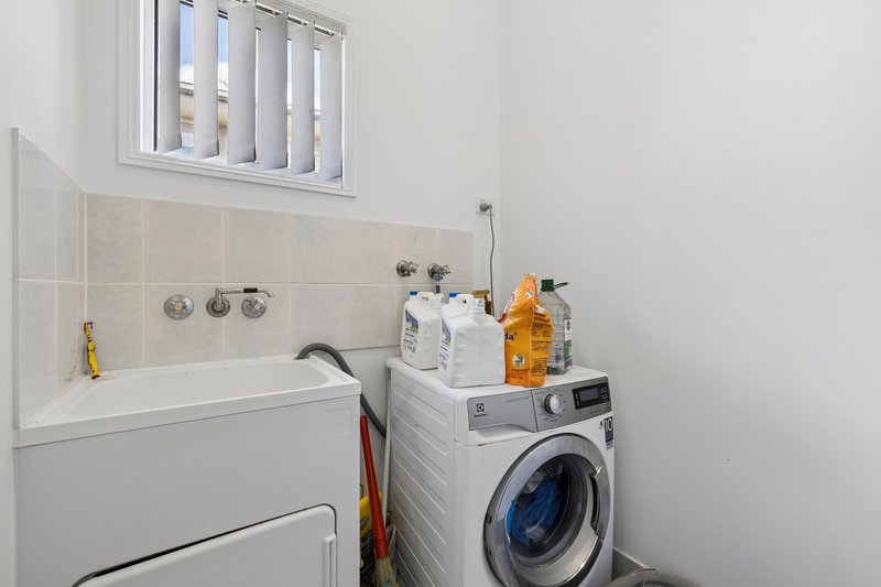 Photo - 40 Bluetail Crescent, Upper Coomera QLD 4209 - Image 18