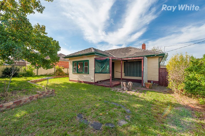 Photo - 40 Boldrewood Parade, Reservoir VIC 3073 - Image 2