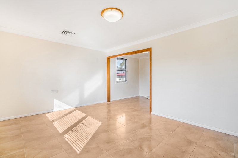 Photo - 40 Bolinda Street, Busby NSW 2168 - Image 10