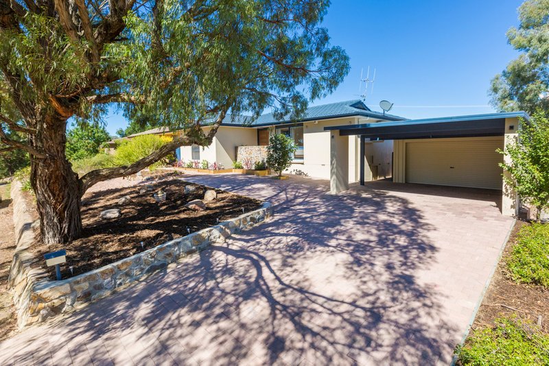 Photo - 40 Boote Street, Spence ACT 2615 - Image 2