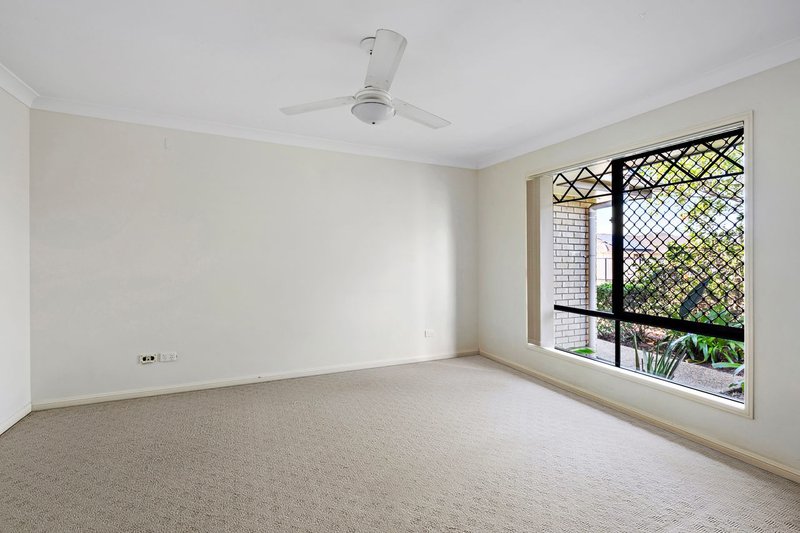 Photo - 40 Briggs Drive, Caboolture QLD 4510 - Image 6