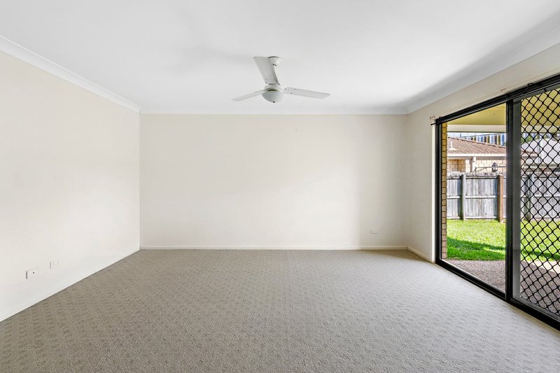 Photo - 40 Briggs Drive, Caboolture QLD 4510 - Image 7