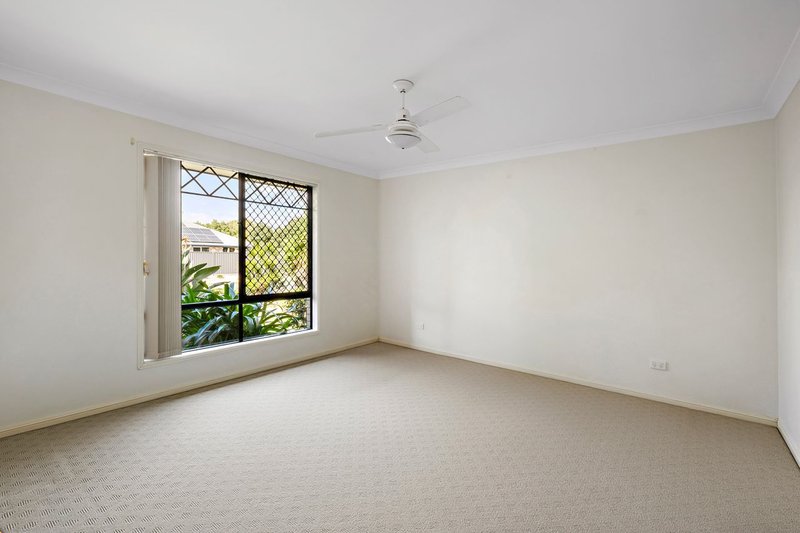 Photo - 40 Briggs Drive, Caboolture QLD 4510 - Image 8