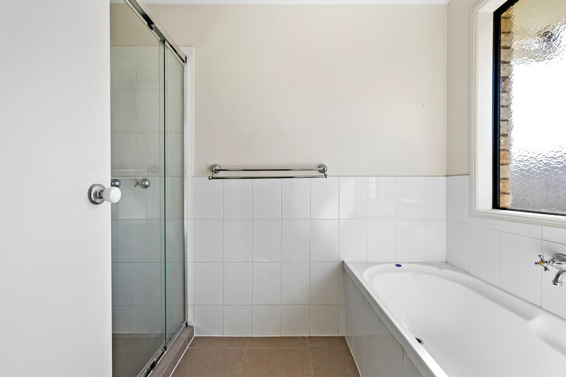 Photo - 40 Briggs Drive, Caboolture QLD 4510 - Image 11