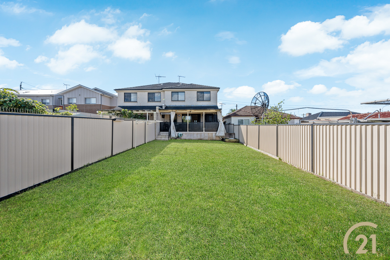 4-bedroom unit at 40 Bright Street, Guildford, NSW 2161, Cumberland, New South Wales