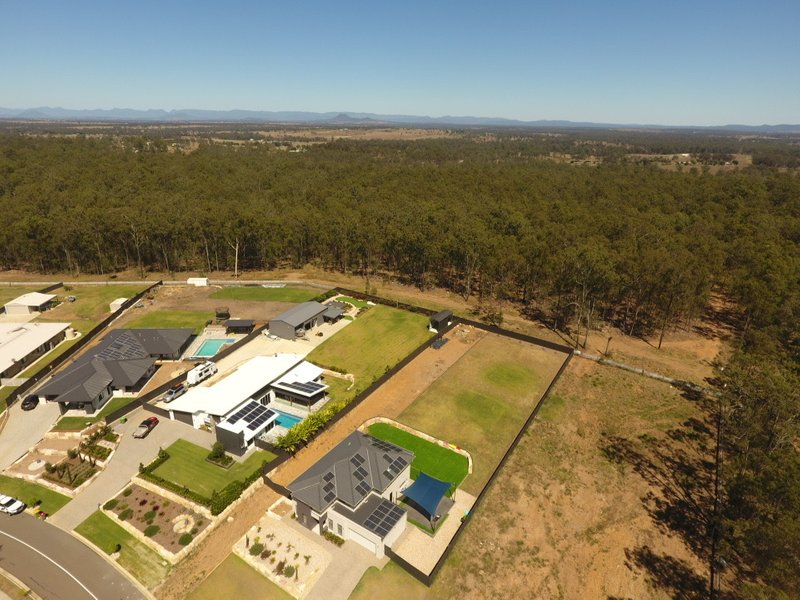 Photo - 40 Broadway Court, Deebing Heights QLD 4306 - Image 2