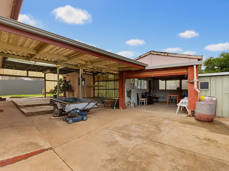 Photo - 40 Brodie Crescent, Christies Beach SA 5165 - Image 9