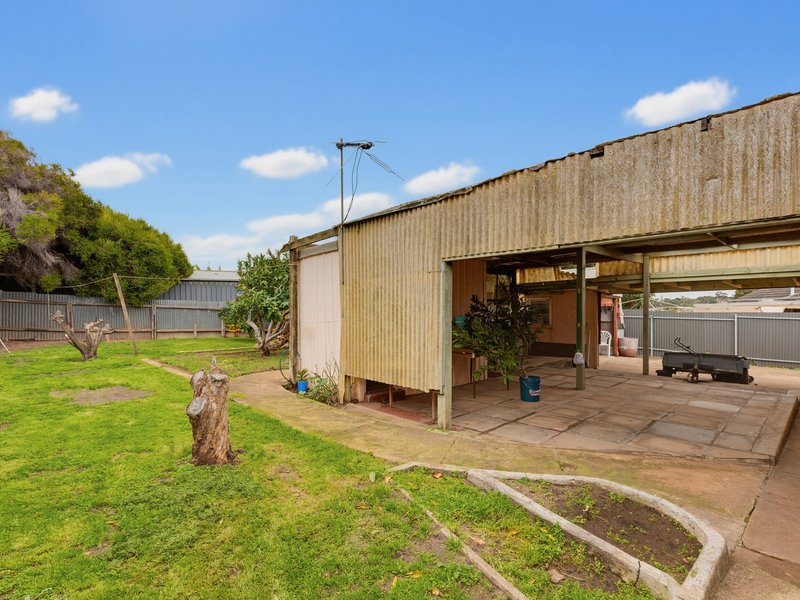 Photo - 40 Brodie Crescent, Christies Beach SA 5165 - Image 12