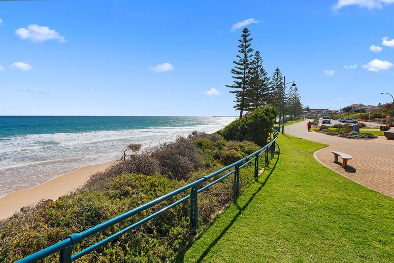 Photo - 40 Brodie Crescent, Christies Beach SA 5165 - Image 17