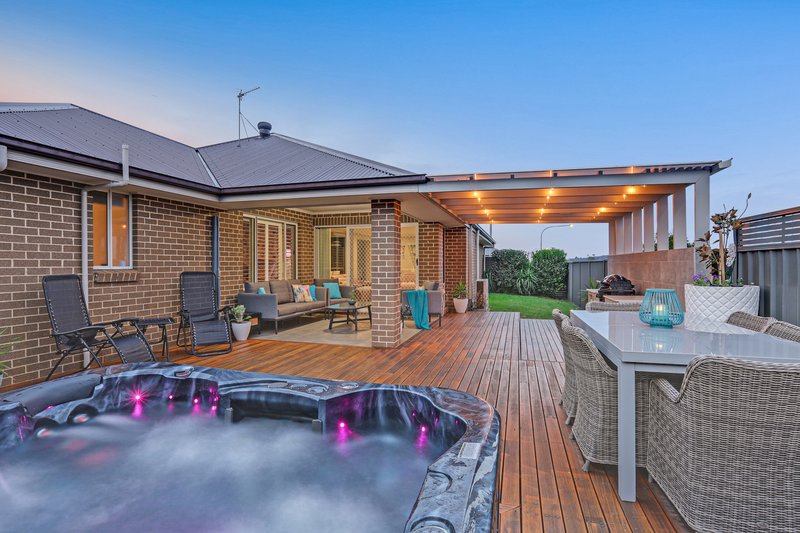 40 Brooks Reach Road, Horsley NSW 2530