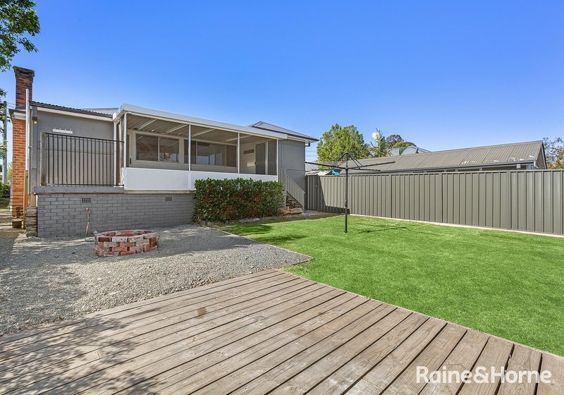 Photo - 40 Bunberra Street, Bomaderry NSW 2541 - Image 14