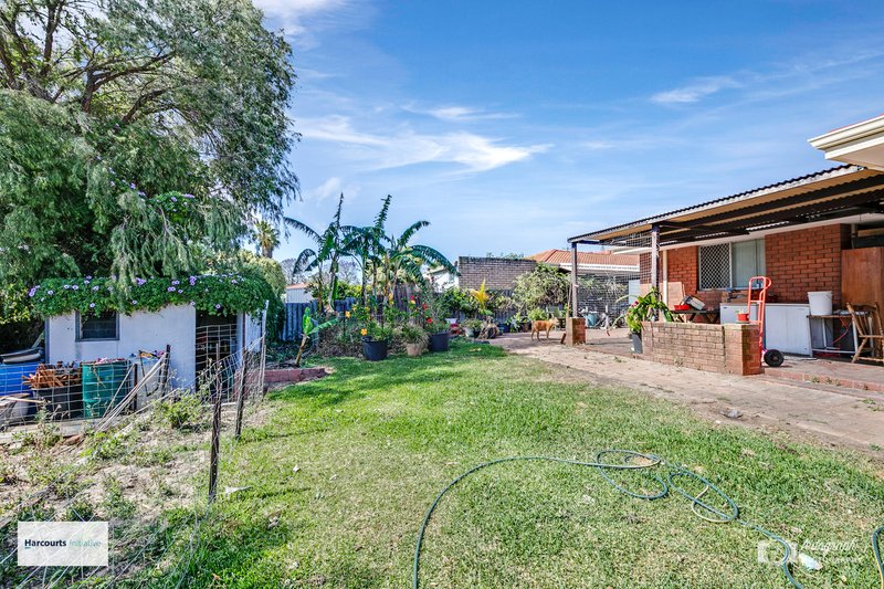 40 Burgland Drive, Girrawheen WA 6064