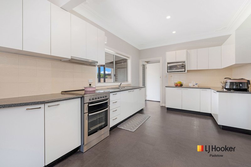 Photo - 40 Burley Road, Padstow NSW 2211 - Image 4