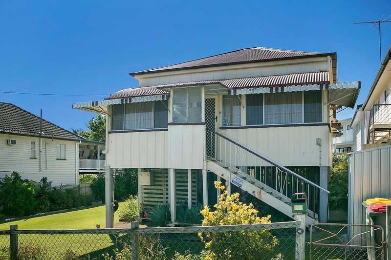 Photo - 40 Burrai Street, Morningside QLD 4170 - Image 3