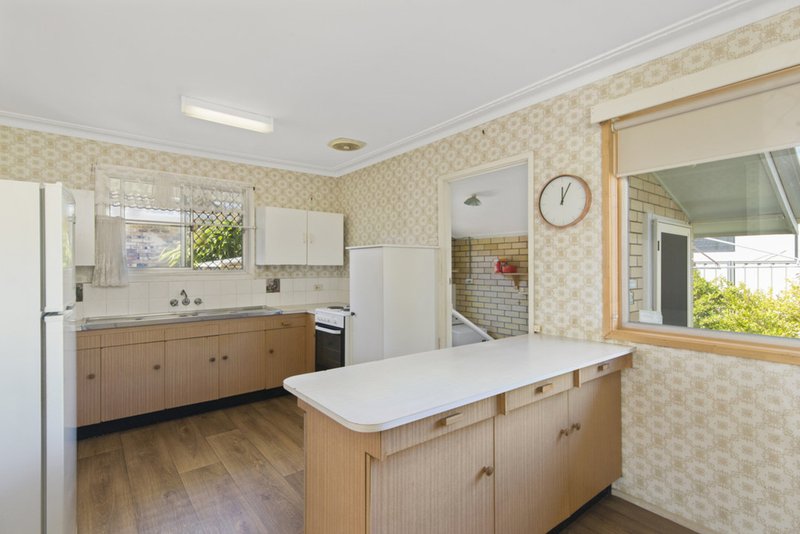 Photo - 40 Cabarita Avenue, Tugun QLD 4224 - Image 3