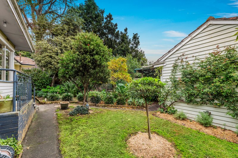 Photo - 40 Canterbury Road, Blackburn South VIC 3130 - Image 8