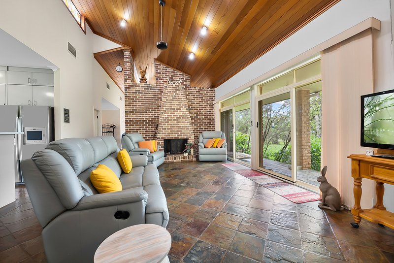 Photo - 40 Carr Road, Bringelly NSW 2556 - Image 9